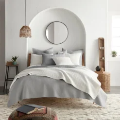 Mills Waffle Quilt And Pillow Sham Set - Levtex Home -Interior GUEST 08754047 f519 4889 934c 065436db9cb9