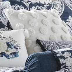 Interior -Interior GUEST 8f99bc26 6346 4f6e ac31 f0525f3b0b40