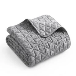 Rowan Quilted Throw - Levtex Home -Interior GUEST 95d1d0e1 fb30 430d 8e47 d4a68e022ef0